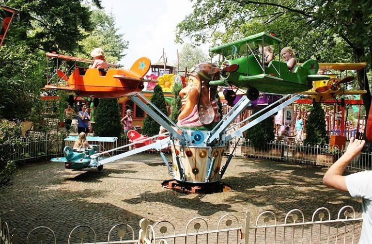 AVONTURENPARK HELLENDOORN