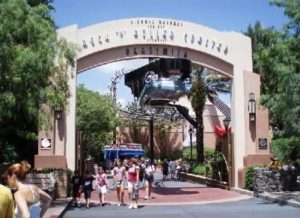 Ingang Rock 'n' Roller Coaster in Disney's Hollywood Studios