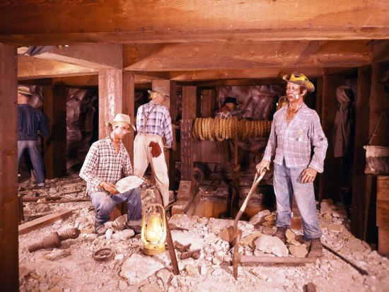 Calico Mine Ride in Knott's Berry Farm in 1960 - Foto: Orange County Archives