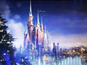 Het Enchanted Storybook Castle in Disneyland Shanghai - Artist impression: (c) Disney
