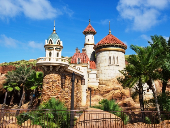 Het nieuwe kasteel van de Kleine Zeemeermin - Foto: (c) Disney, Gene Duncan