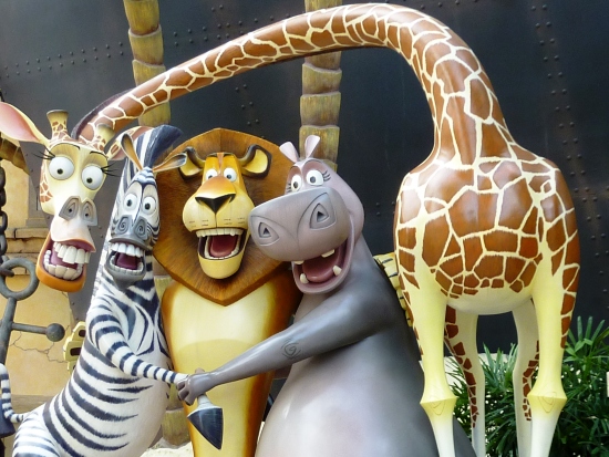 De cast van Madagascar in Universal Studios Singapore - Foto: Kfcatles