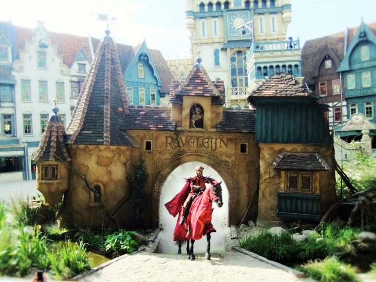 Raveleijn in de Efteling - Foto: (c) Parkplanet