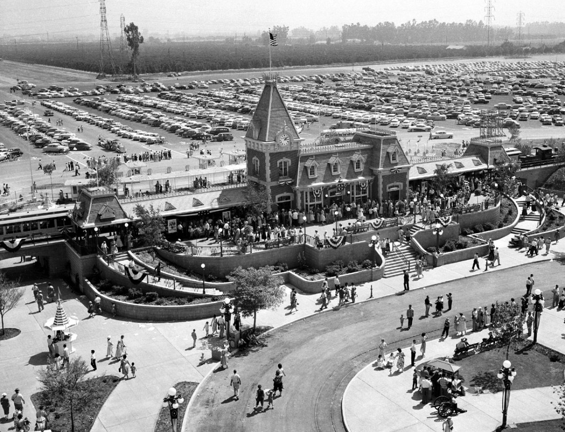 Disneyland in 1955